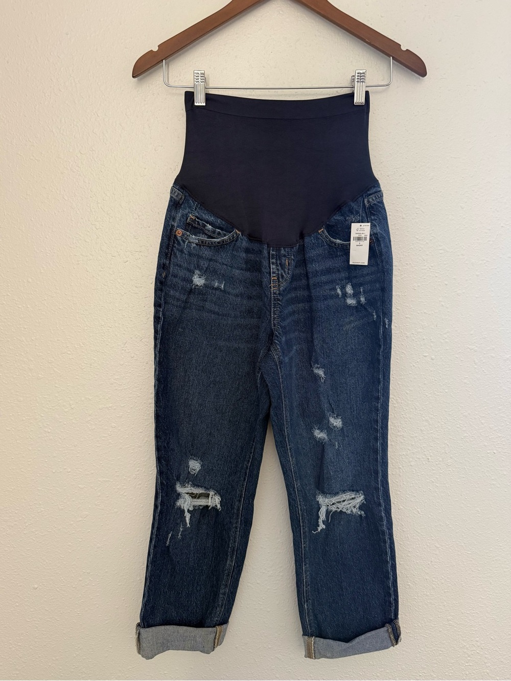 Old Navy Maternity Slouchy Straight Distressed Jeans Full Panel 2 Short NWT